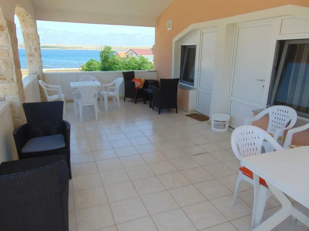 Apartman Ivana Vir Apartment